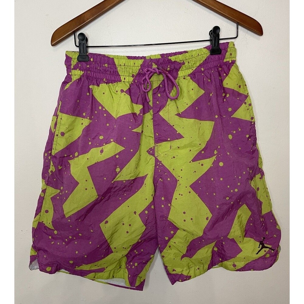Jordan Men's Medium Purple Green Windbreaker Poolside Shorts